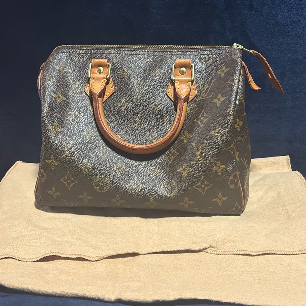 Louis vuitton speedy 25